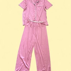 Metropolitan Women's Pink Pajamas